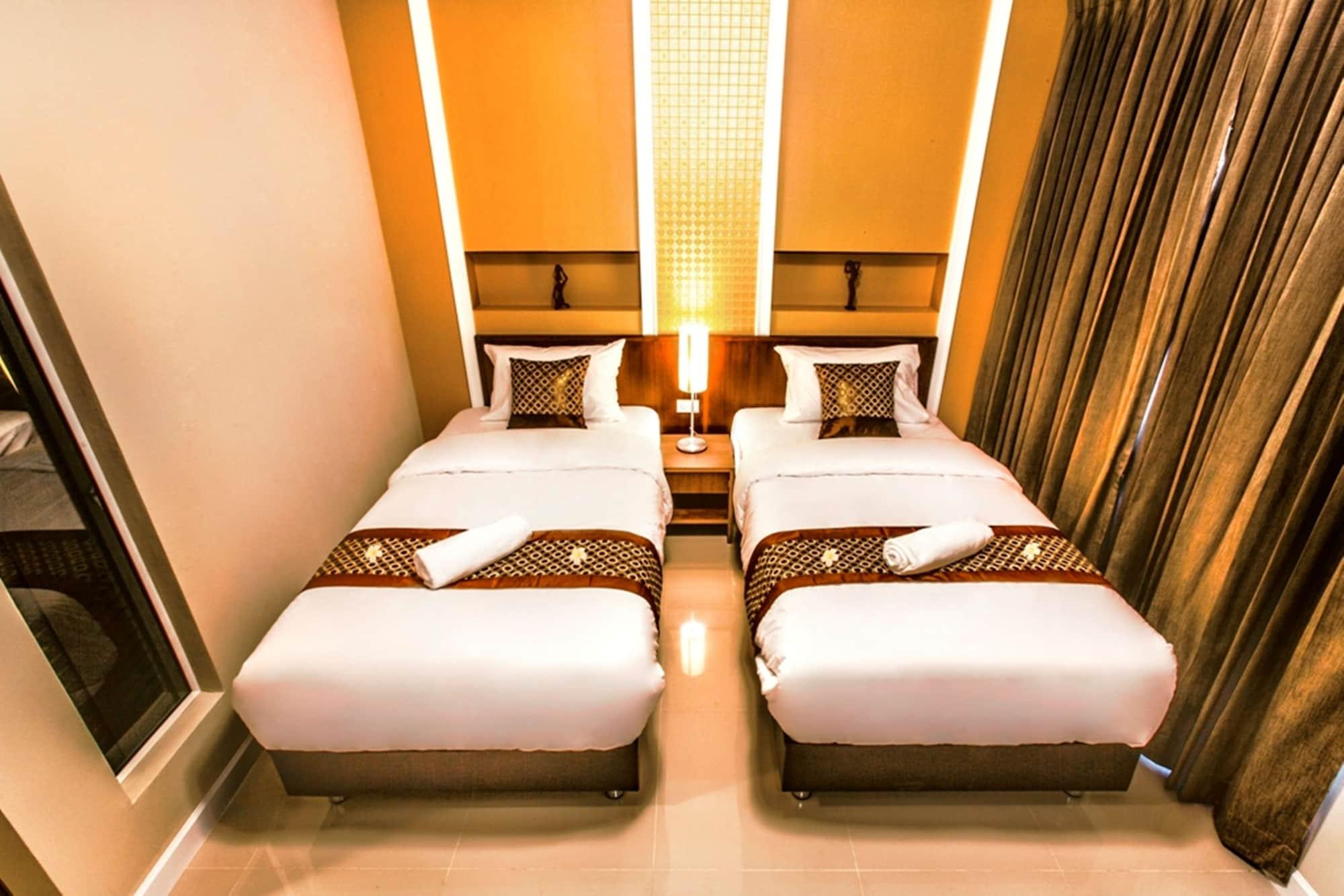 The Aim Sathorn Hotel Bangkok Exterior foto