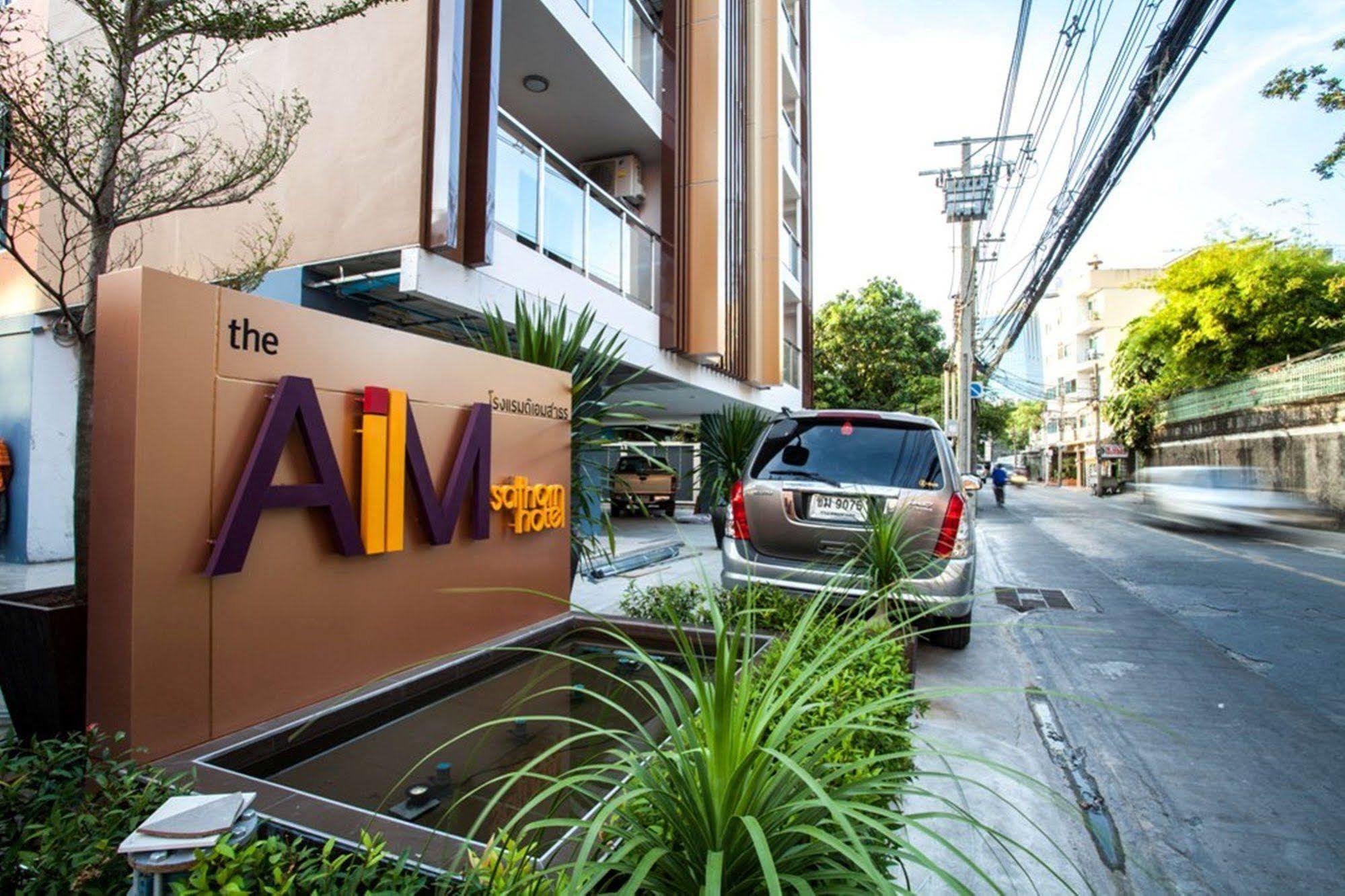 The Aim Sathorn Hotel Bangkok Exterior foto